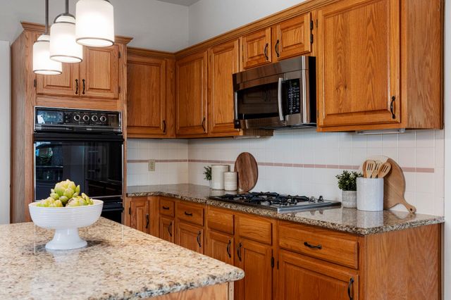 6304 Walebridge LN, Austin, TX 78739