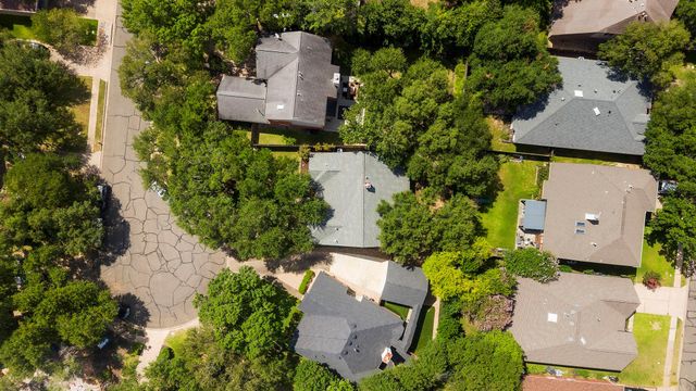 6304 Walebridge LN, Austin, TX 78739