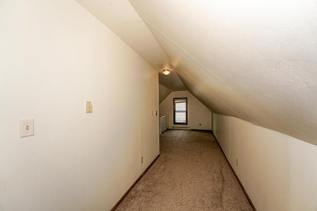 1825 N Astor STREET, Milwaukee, WI 53202