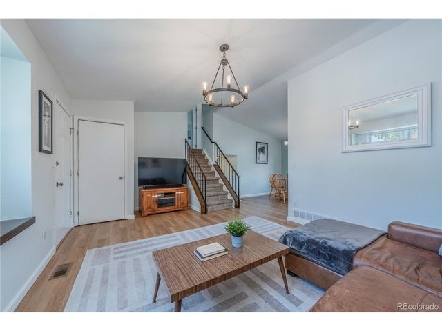 8681 W Star Cir, Littleton, CO 80128