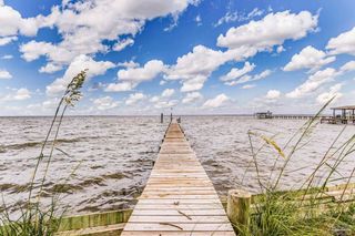 4648 Hickory Shores Blvd, Gulf Breeze, FL 32563