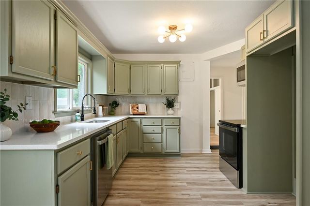 210 Myron Avenue, Belton, MO 64012