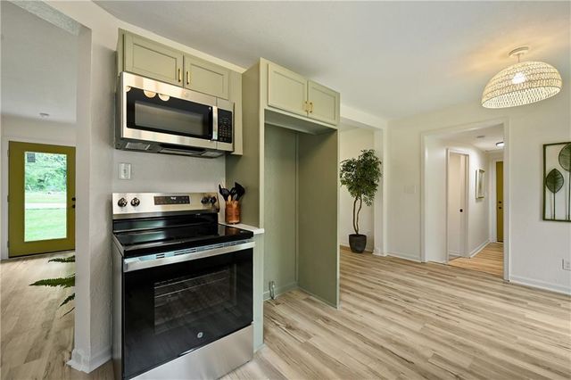 210 Myron Avenue, Belton, MO 64012