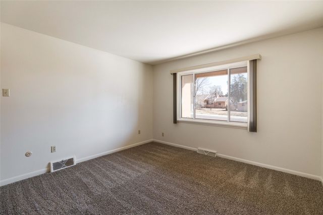 107 Camino Santiago C&D, Santa Fe, NM 87501