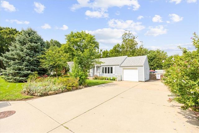 6322 Lowell Avenue, Merriam, KS 66202