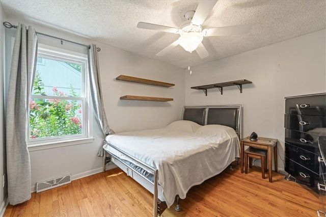 6322 Lowell Avenue, Merriam, KS 66202