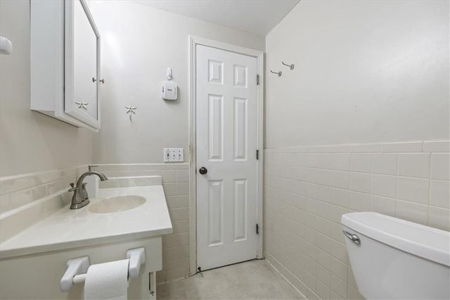 6322 Lowell Avenue, Merriam, KS 66202