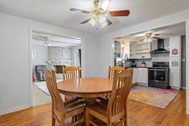6322 Lowell Avenue, Merriam, KS 66202
