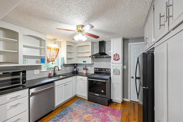 6322 Lowell Avenue, Merriam, KS 66202