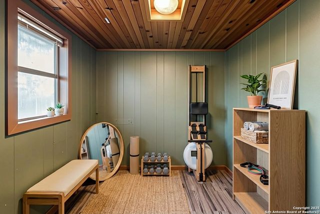 1005 E Blanco, Boerne, TX 78006