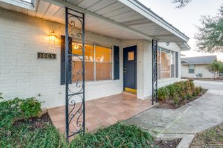 1005 E Blanco, Boerne, TX 78006