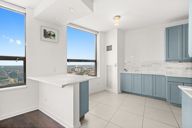 501 N Clinton Street 3203, Chicago, IL 60654