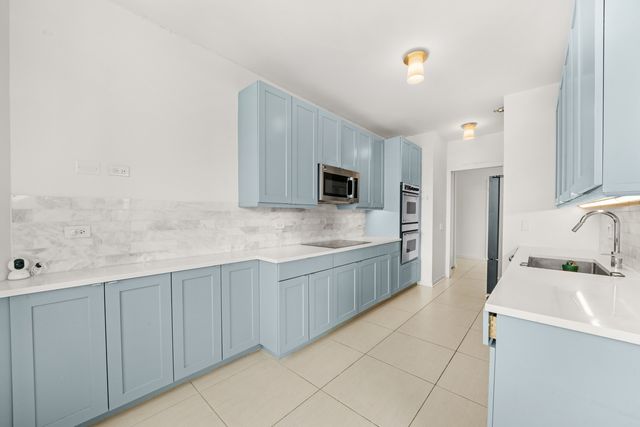 501 N Clinton Street 3203, Chicago, IL 60654