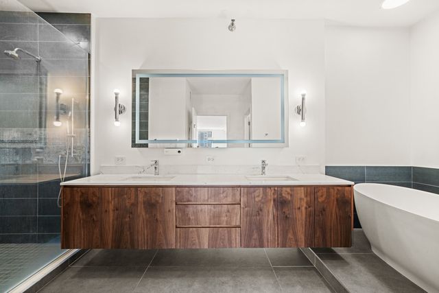 501 N Clinton Street 3203, Chicago, IL 60654