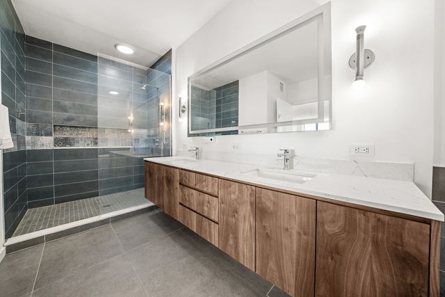 501 N Clinton Street 3203, Chicago, IL 60654