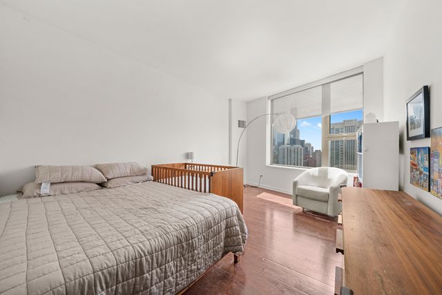 501 N Clinton Street 3203, Chicago, IL 60654