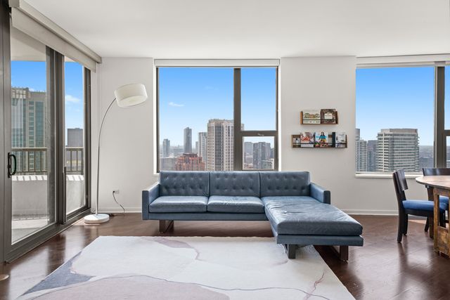 501 N Clinton Street 3203, Chicago, IL 60654