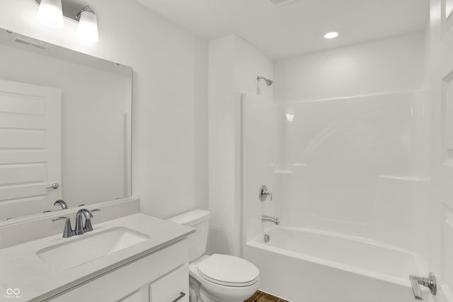 696 Growe Court, Avon, IN 46123