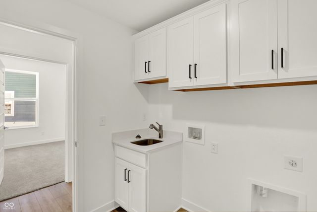 696 Growe Court, Avon, IN 46123