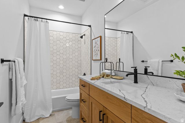 2367 E MALITSOH WAY, St. George, UT 84790