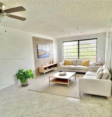 7480 NW 17th St 305, Plantation, FL 33313