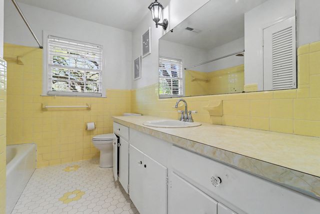 1775 Balfoure Drive, Charleston, SC 29407