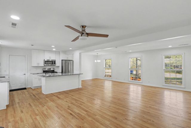 1775 Balfoure Drive, Charleston, SC 29407