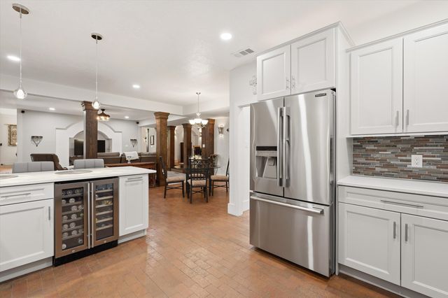1022 Camino Ranchitos NW, Albuquerque, NM 87114
