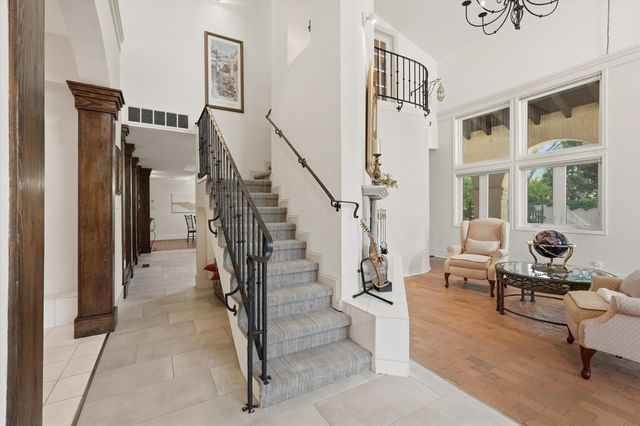 1022 Camino Ranchitos NW, Albuquerque, NM 87114