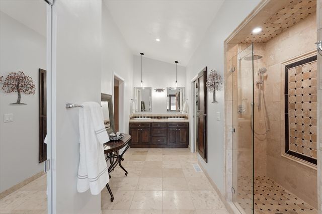 1022 Camino Ranchitos NW, Albuquerque, NM 87114
