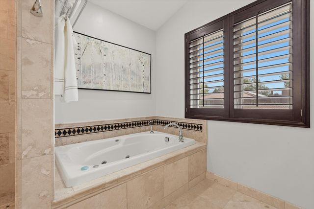 1022 Camino Ranchitos NW, Albuquerque, NM 87114
