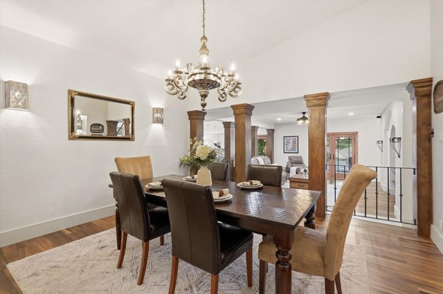 1022 Camino Ranchitos NW, Albuquerque, NM 87114