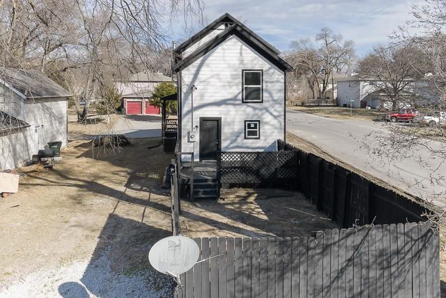 301 Pottawatomie Street, Leavenworth, KS 66048