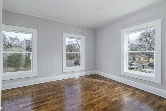 301 Pottawatomie Street, Leavenworth, KS 66048