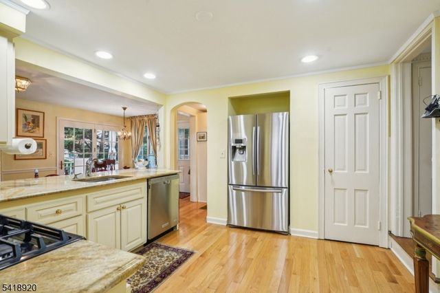 66 Springbrook Rd, Springfield Twp., NJ 07081