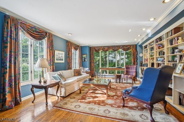 66 Springbrook Rd, Springfield Twp., NJ 07081