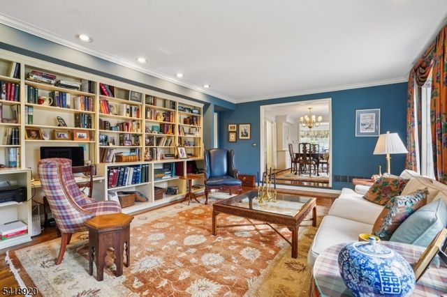 66 Springbrook Rd, Springfield Twp., NJ 07081