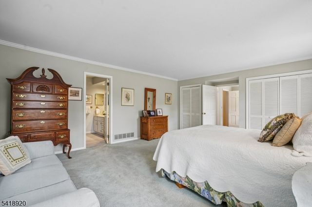 66 Springbrook Rd, Springfield Twp., NJ 07081