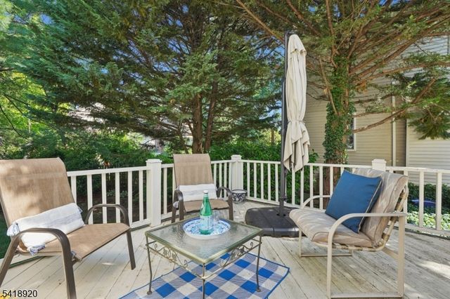 66 Springbrook Rd, Springfield Twp., NJ 07081