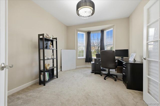 4930 E Stonegate Circle, Orion Charter Township, MI 48359