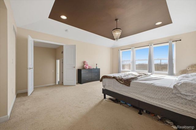 4930 E Stonegate Circle, Orion Charter Township, MI 48359