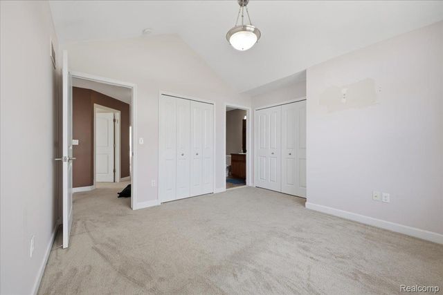 4930 E Stonegate Circle, Orion Charter Township, MI 48359