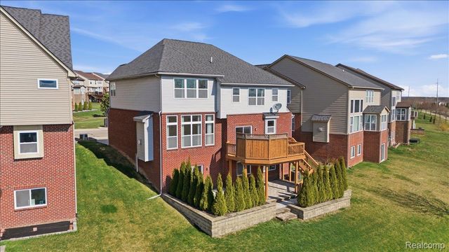 4930 E Stonegate Circle, Orion Charter Township, MI 48359
