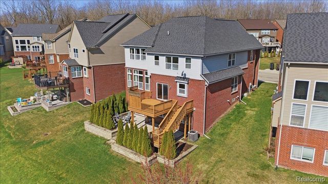 4930 E Stonegate Circle, Orion Charter Township, MI 48359