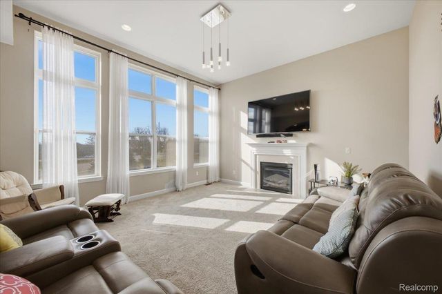 4930 E Stonegate Circle, Orion Charter Township, MI 48359