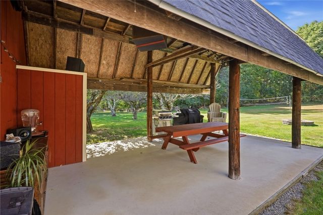 21 Wysteria Lane, Cumberland, RI 02864