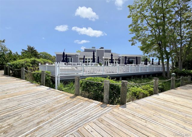 377 Quarry Pond Court, Moriches, NY 11955