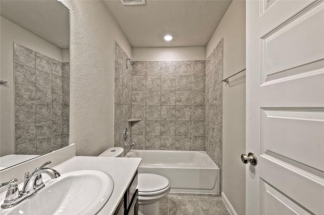 17502 Rosette Grass Drive, Conroe, TX 77385
