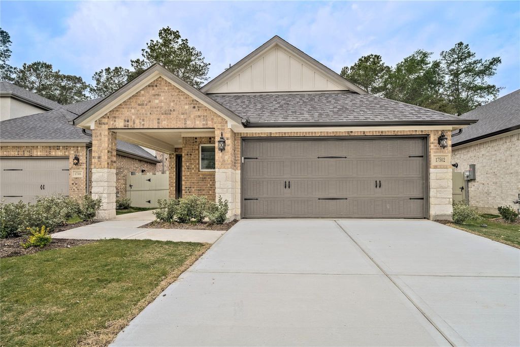 17502 Rosette Grass Drive, Conroe, TX 77385