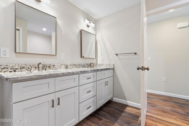 1070 Midway Road SE, Bolivia, NC 28422